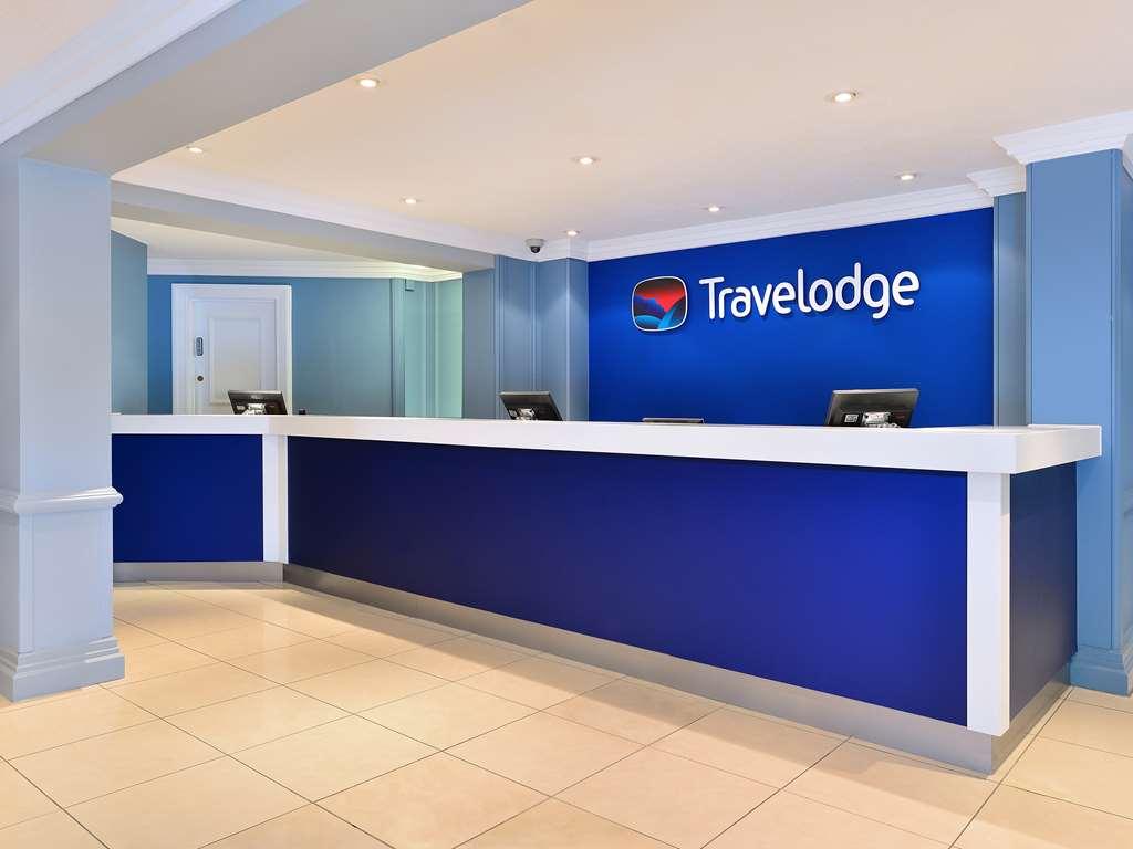 Travelodge Bath Waterside Exterior photo